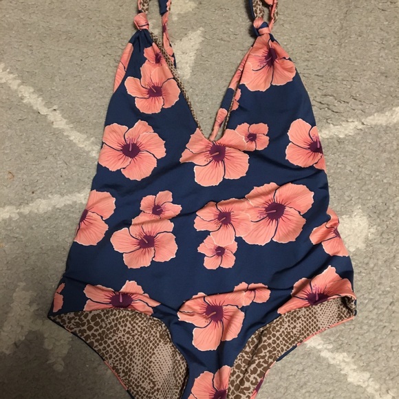 Acacia bahia one piece - Picture 3 of 4